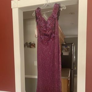 Portia and Scarlett plum long prom dress